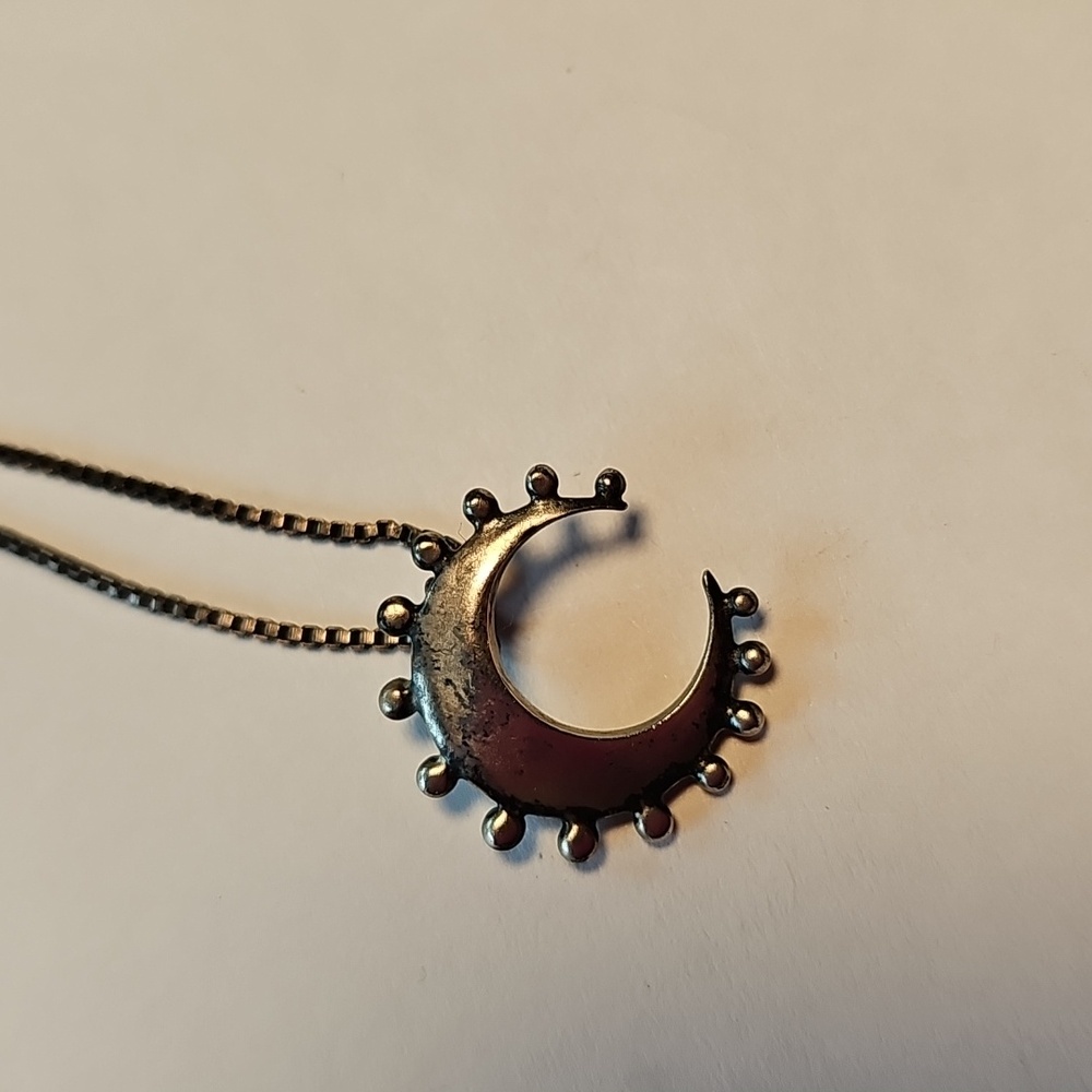 Me & Ro Moon Necklace
